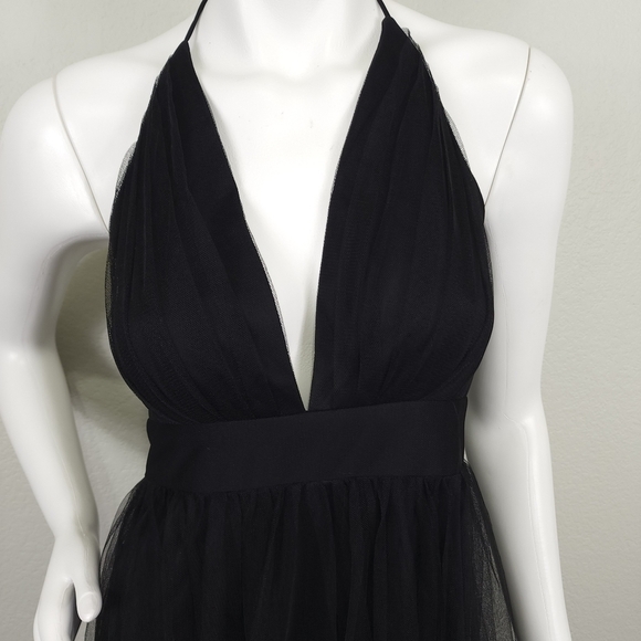 NWT Amoris Black Halter Maxi Gown Size M - Picture 3 of 12